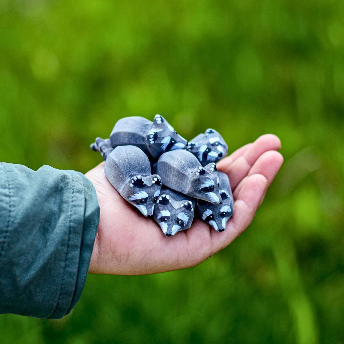 BumbuToys Wooden Animal - Raccoon Cub - Image 3