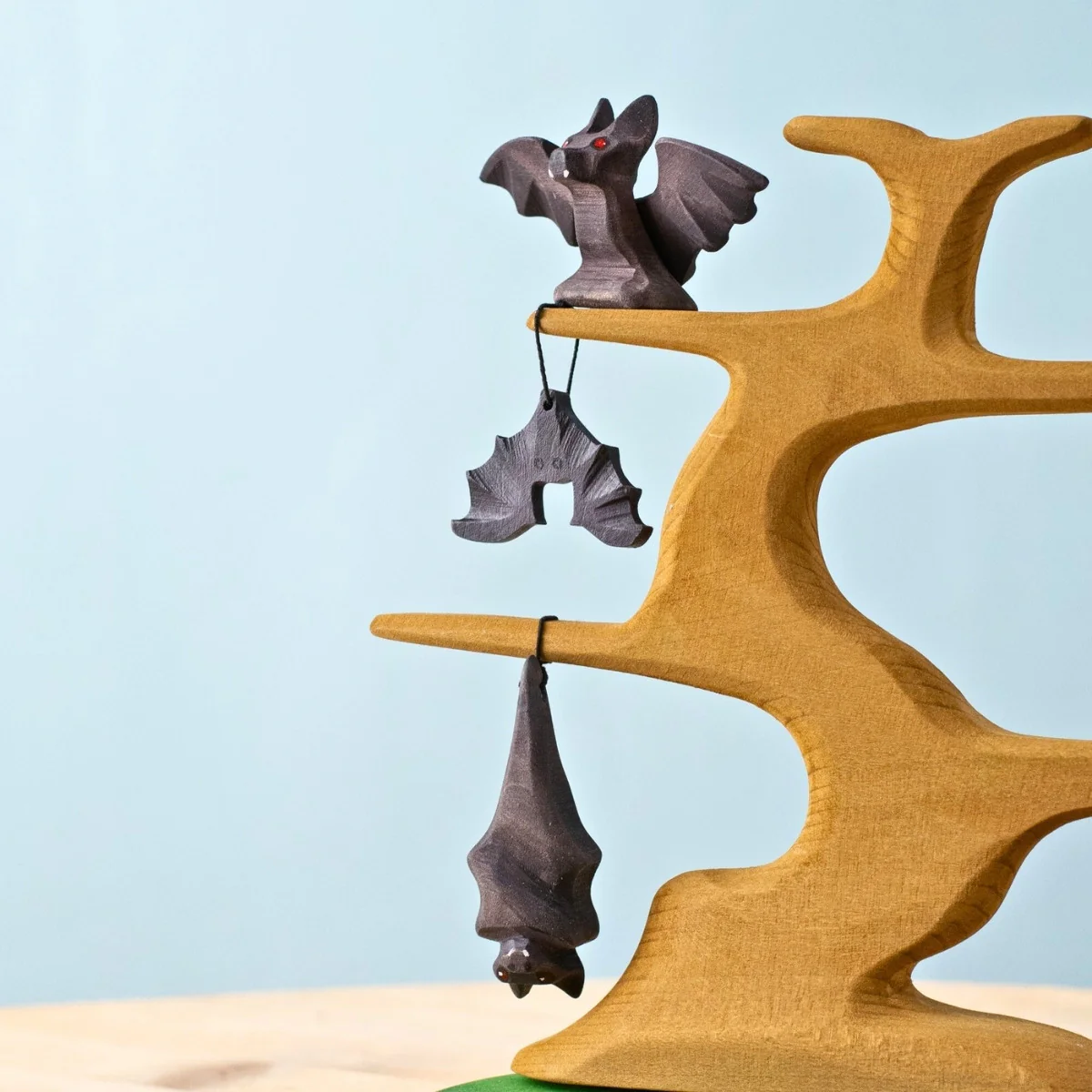 BumbuToys Wooden Animals - Bat Family - Set of 3