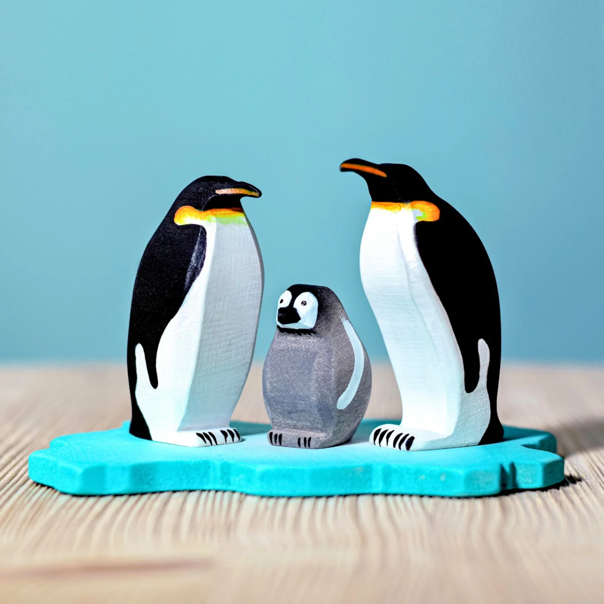 BumbuToys Wooden Bird - Emperor Penguin Female - Image 6