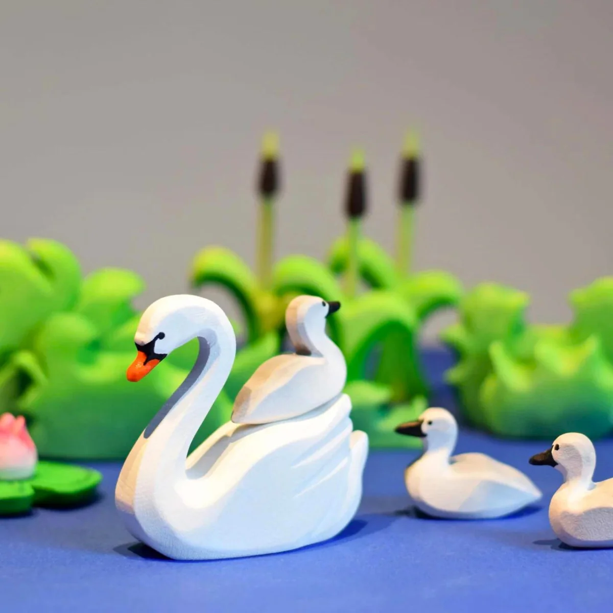 BumbuToys Wooden Bird - Swan - Image 8