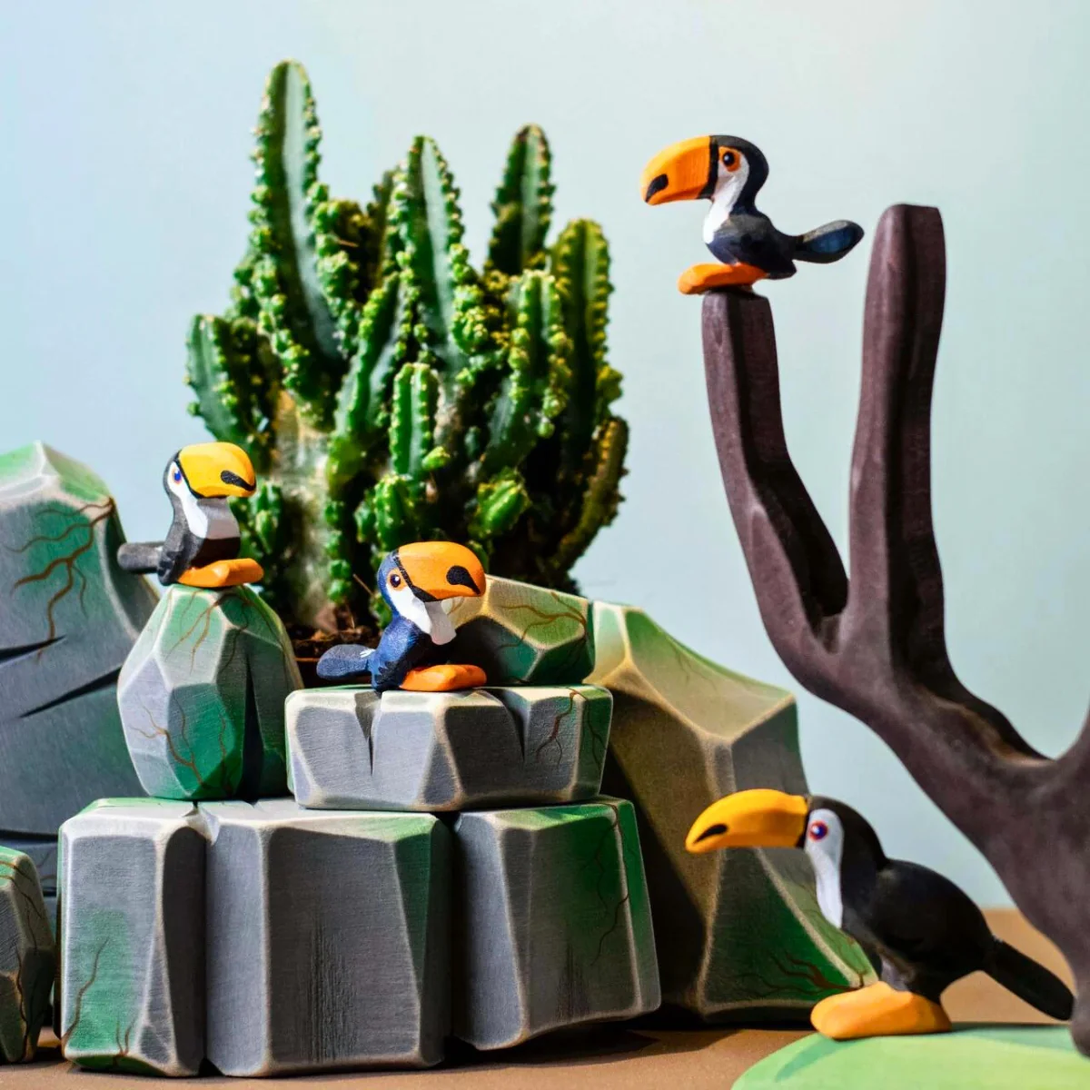 BumbuToys Wooden Bird - Toucan Chick - Image 6