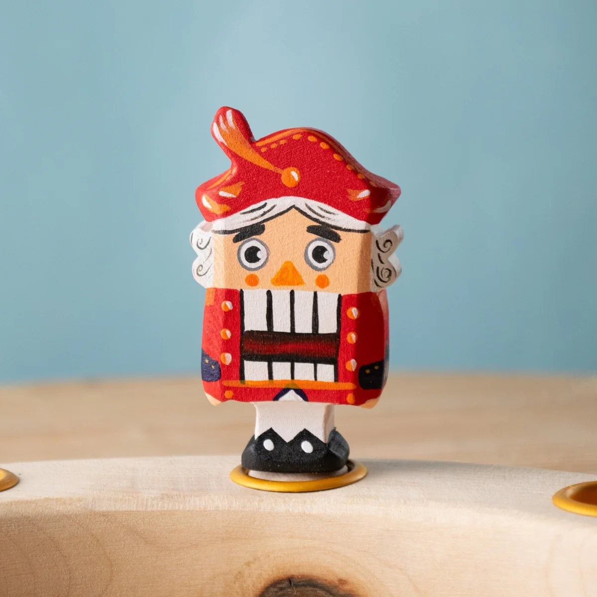 BumbuToys Wooden Celebration Ring Decoration - Festive Nutcracker - Image 2