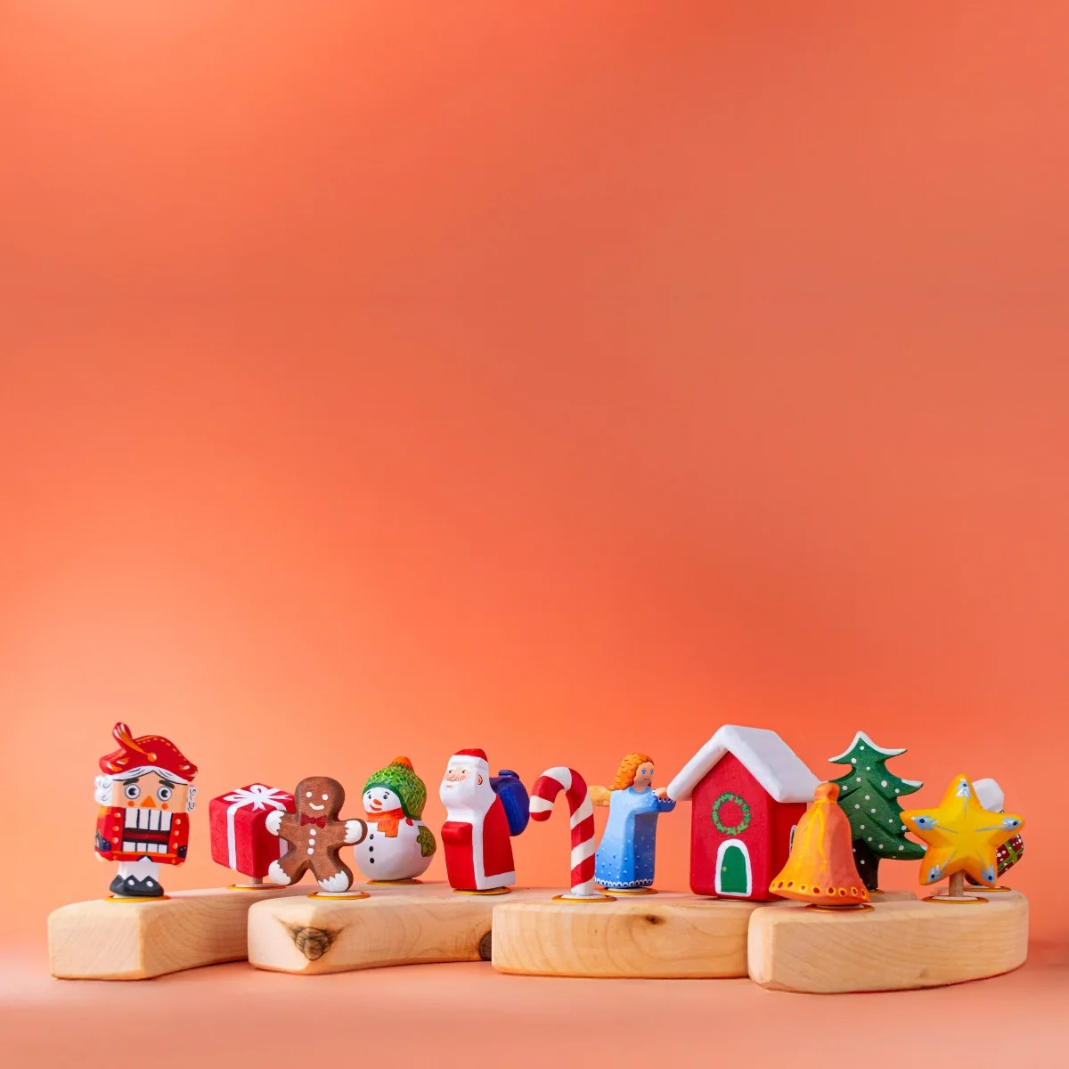 BumbuToys Wooden Celebration Ring Decoration - Festive Tree - Image 8