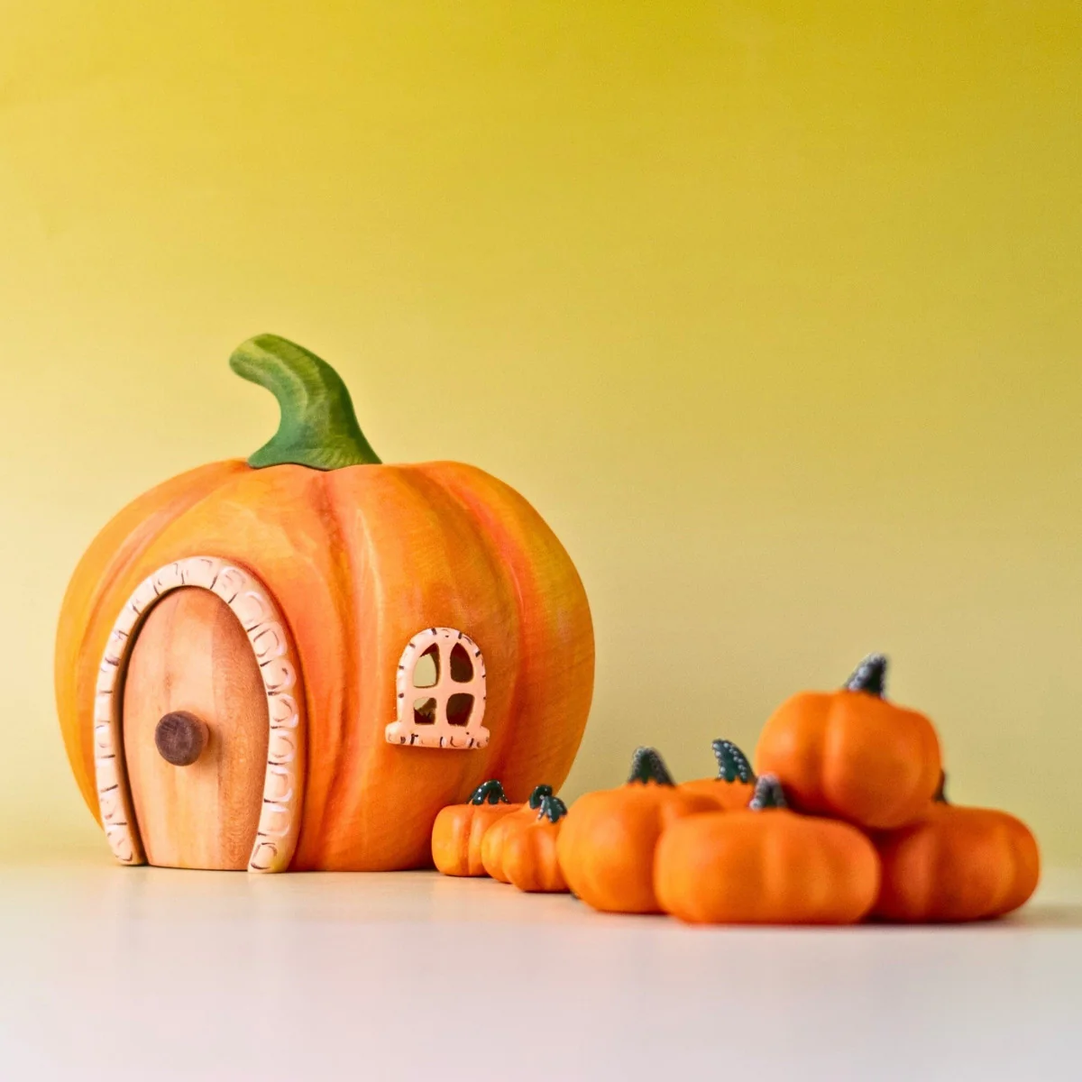 BumbuToys Wooden House - Pumpkin - Image 4