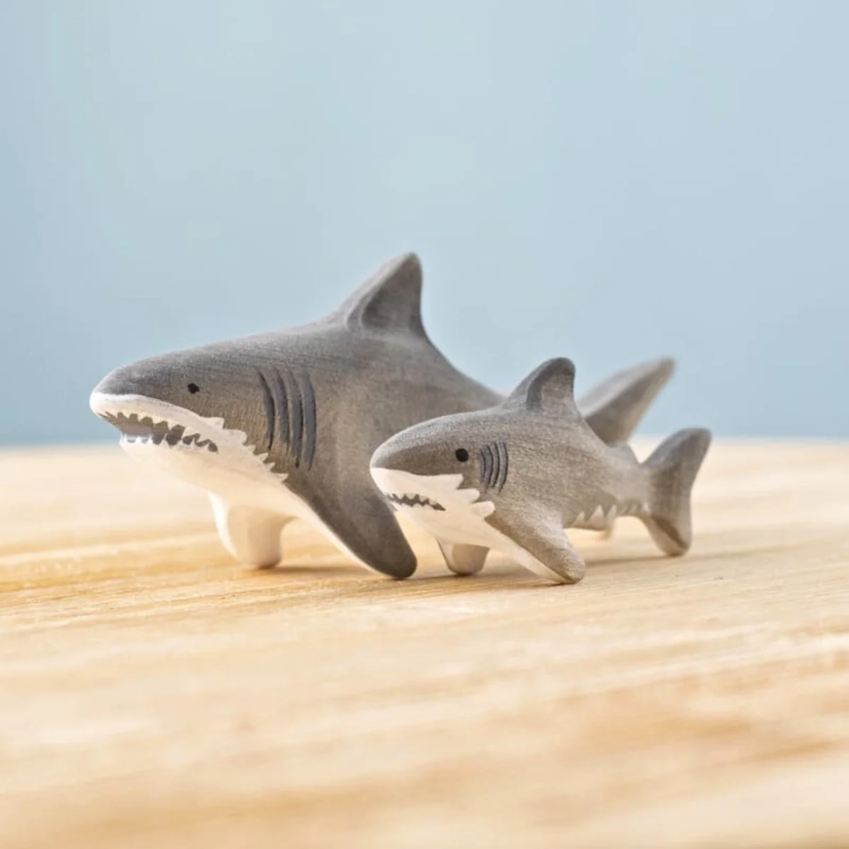 BumbuToys Wooden Sea Animals - Shark Family - Set of 2