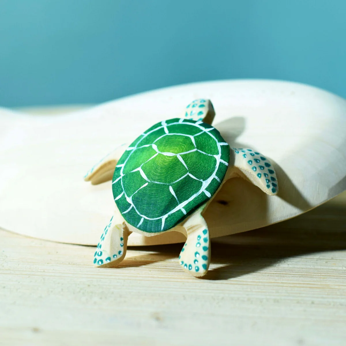 BumbuToys Wooden Sea Animal - Turtle - Green