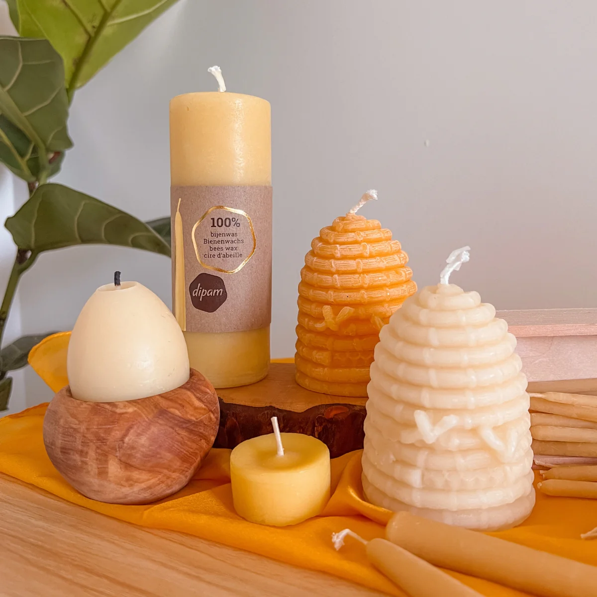 Dipam Beeswax Pillar Candle 14x4.8cm - Image 5