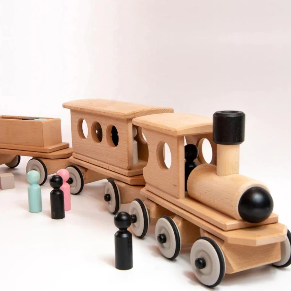 Dynamiko Wooden Push Along Train Passenger Carriage with Peg Dolls - Image 8