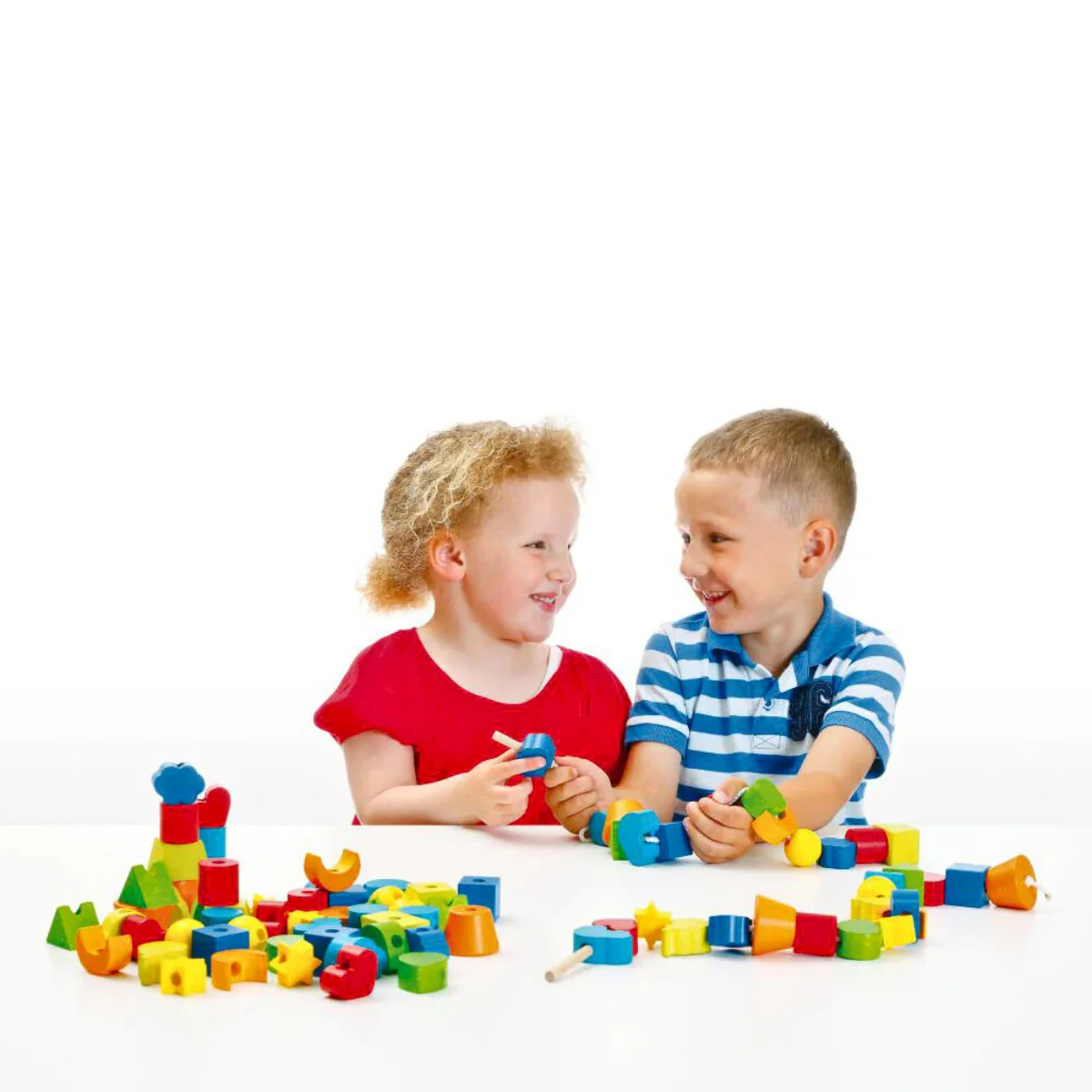 Erzi Wooden Educational Toy - Threading Blocks - Image 2
