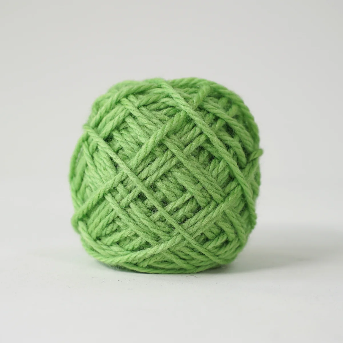 Golden Fleece 100% Australian EcoWool - 50g Ball, 16ply Light Green