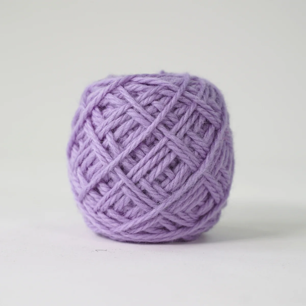 Golden Fleece 100% Australian EcoWool - 50g Ball, 16ply Lilac