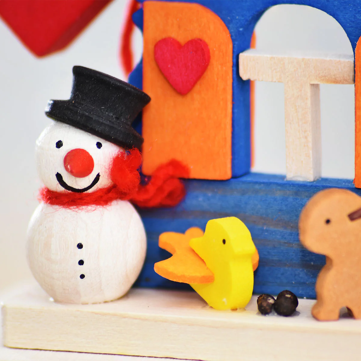 Graupner Christmas Tree Ornament - House Snowman - Image 6