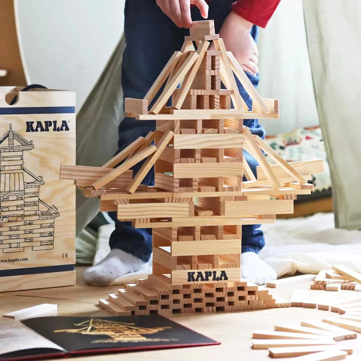 KAPLA Blocks Building Art Book - Red - Beginner (6+) - Image 4