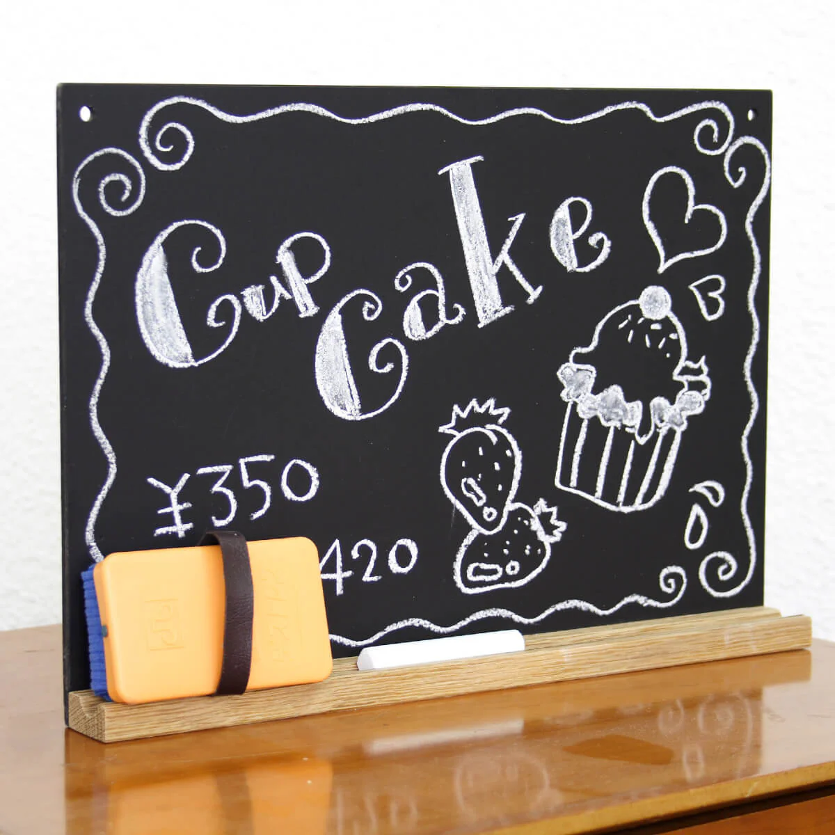 Kitpas Chalkboard - Medium A4, inc Chalk and Duster - Black - Image 3