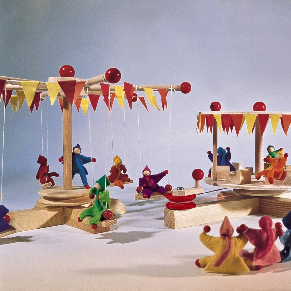 Kraul Carousel - Swing - Image 4
