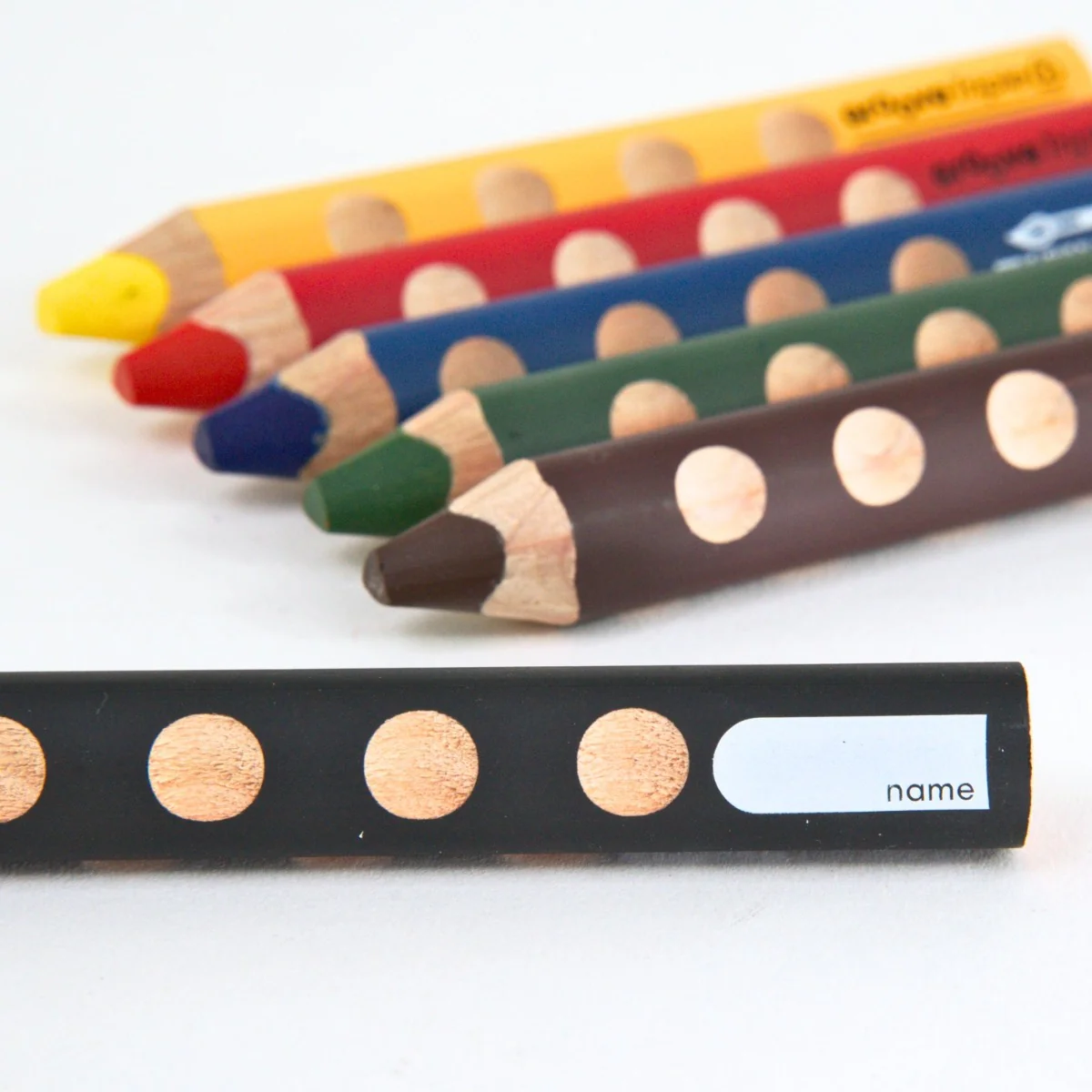 LYRA Groove Triple One 3 in 1 (Pencil, Watercolour and Crayon all in One) - 12 Colours - Image 4