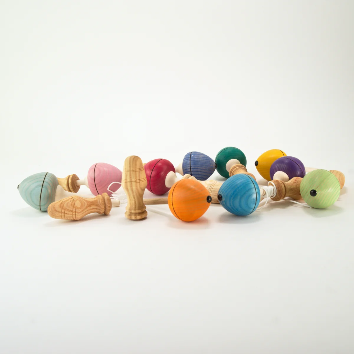 Mader Pull Off Spinning Top - Image 3