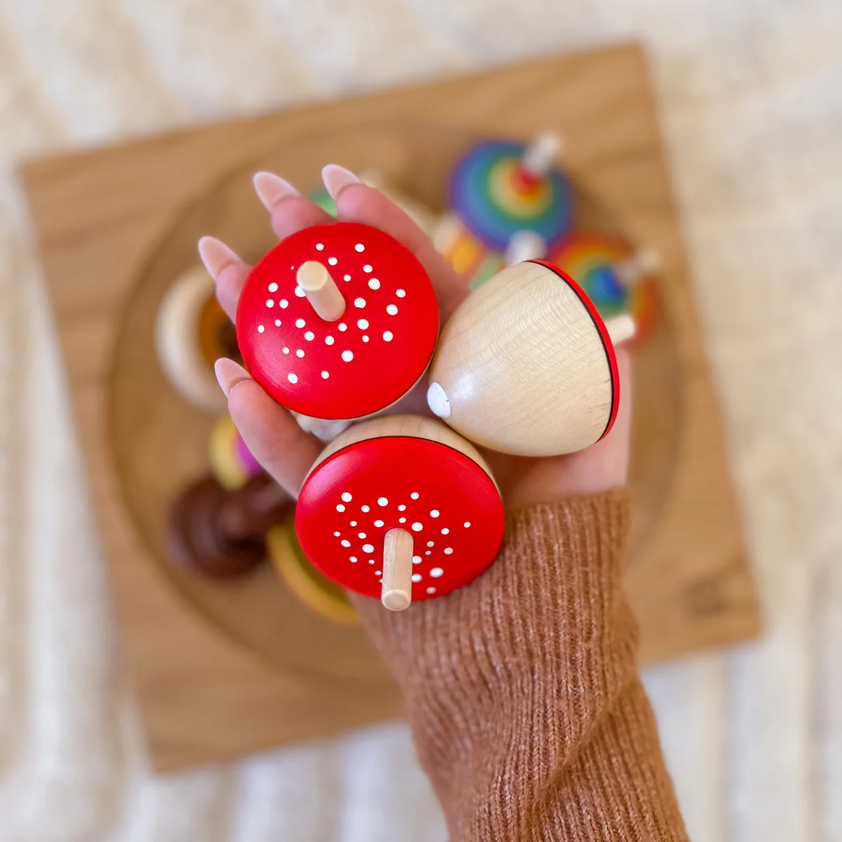 Mader Toadstool Egg Spinning Top - Image 3