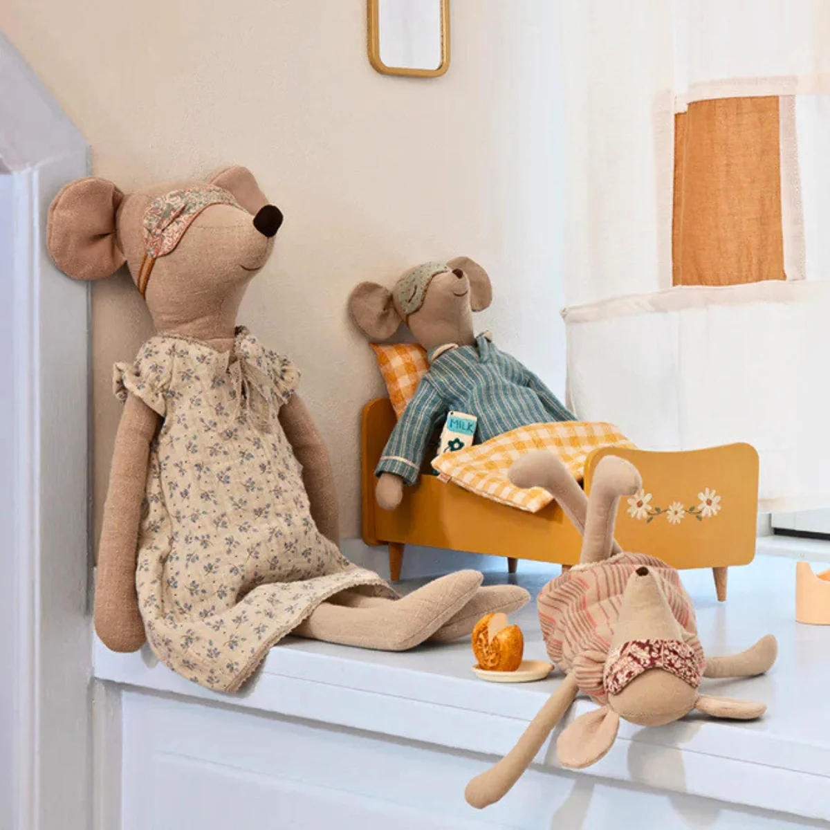 Maileg Medium Mouse in Pyjamas (2022) - Image 4