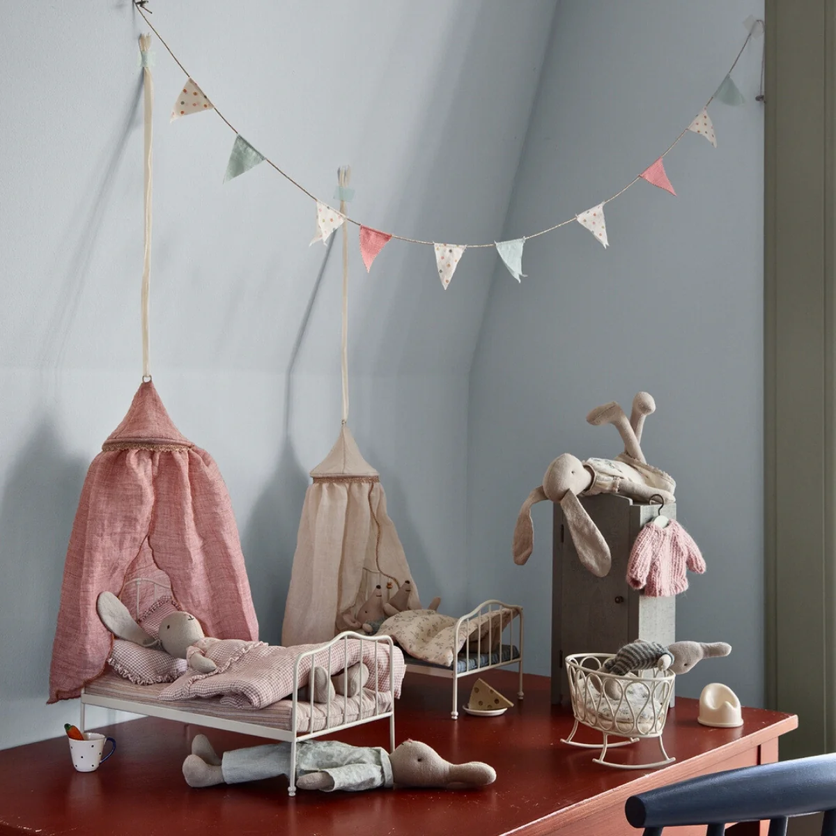 Maileg Bed for Bunny & Rabbit Size 1 & 2 - Mini Blue (2022) - Image 3