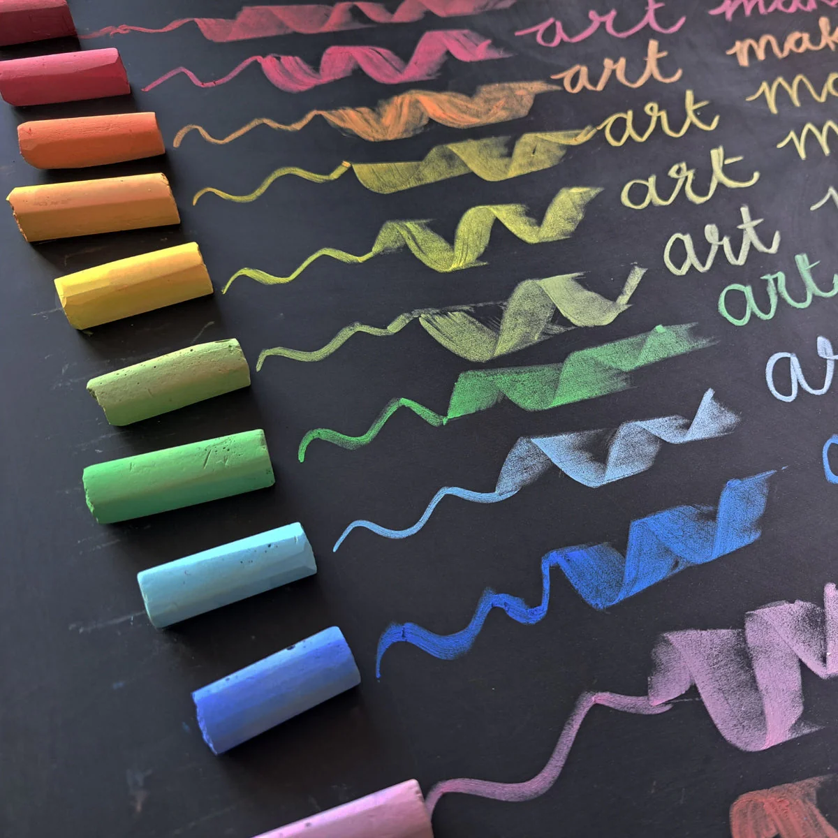 Mercurius Blackboard Pastel Chalk - Assorted Basic Colours, Box of 16 - Image 7