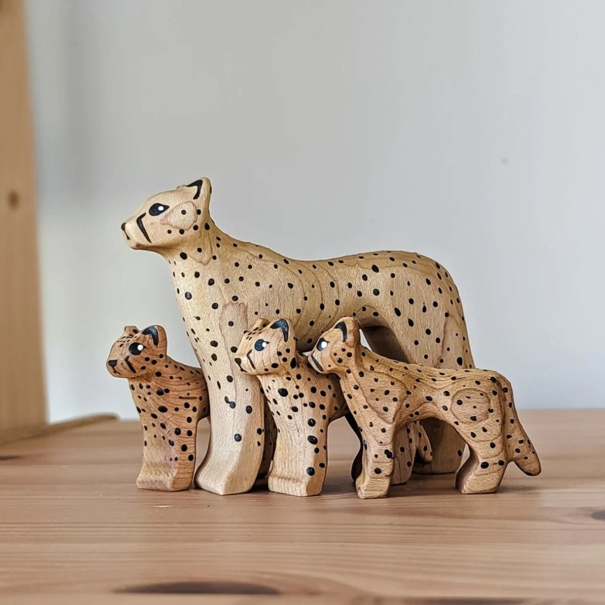 NOM Handcrafted - Cheetah Large - Image 5