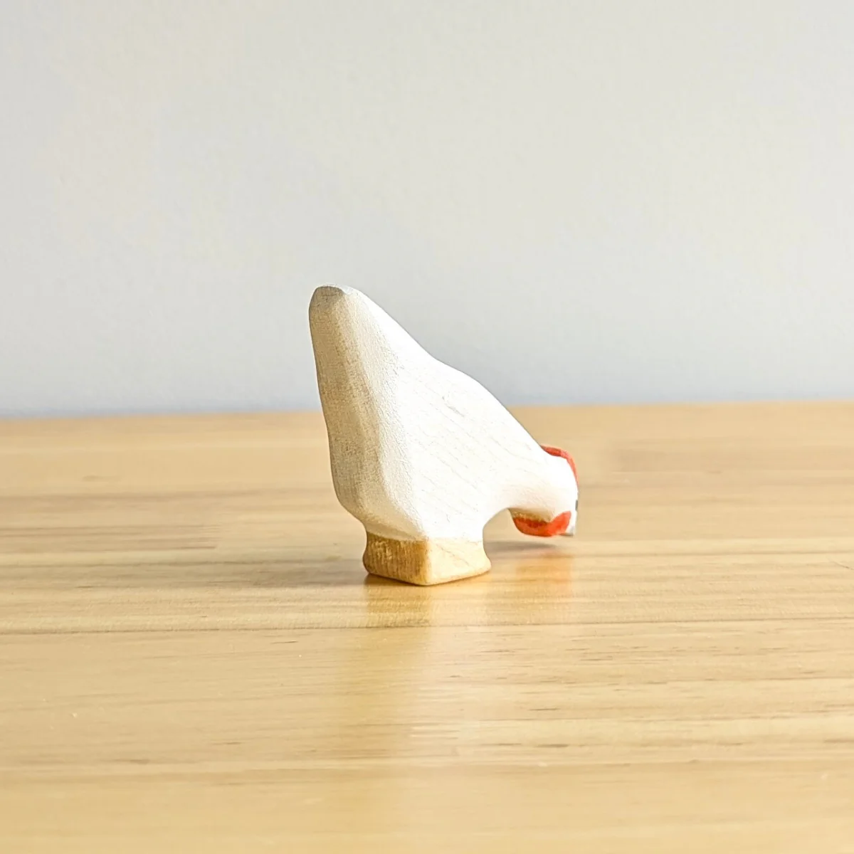 NOM Handcrafted - Chicken Pecking - Image 3