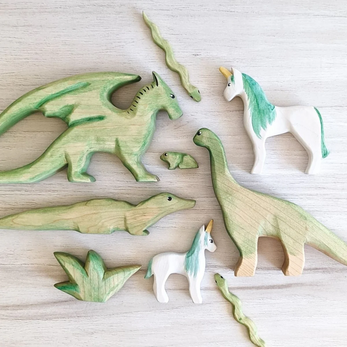 NOM Handcrafted - Green Tree Snake - Image 6