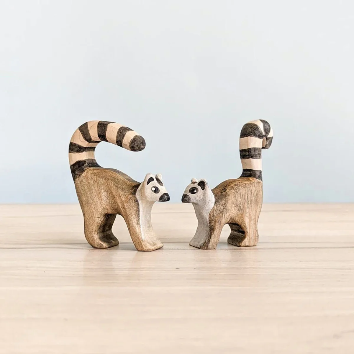 NOM Handcrafted - Lemur Tail Backward - Image 4