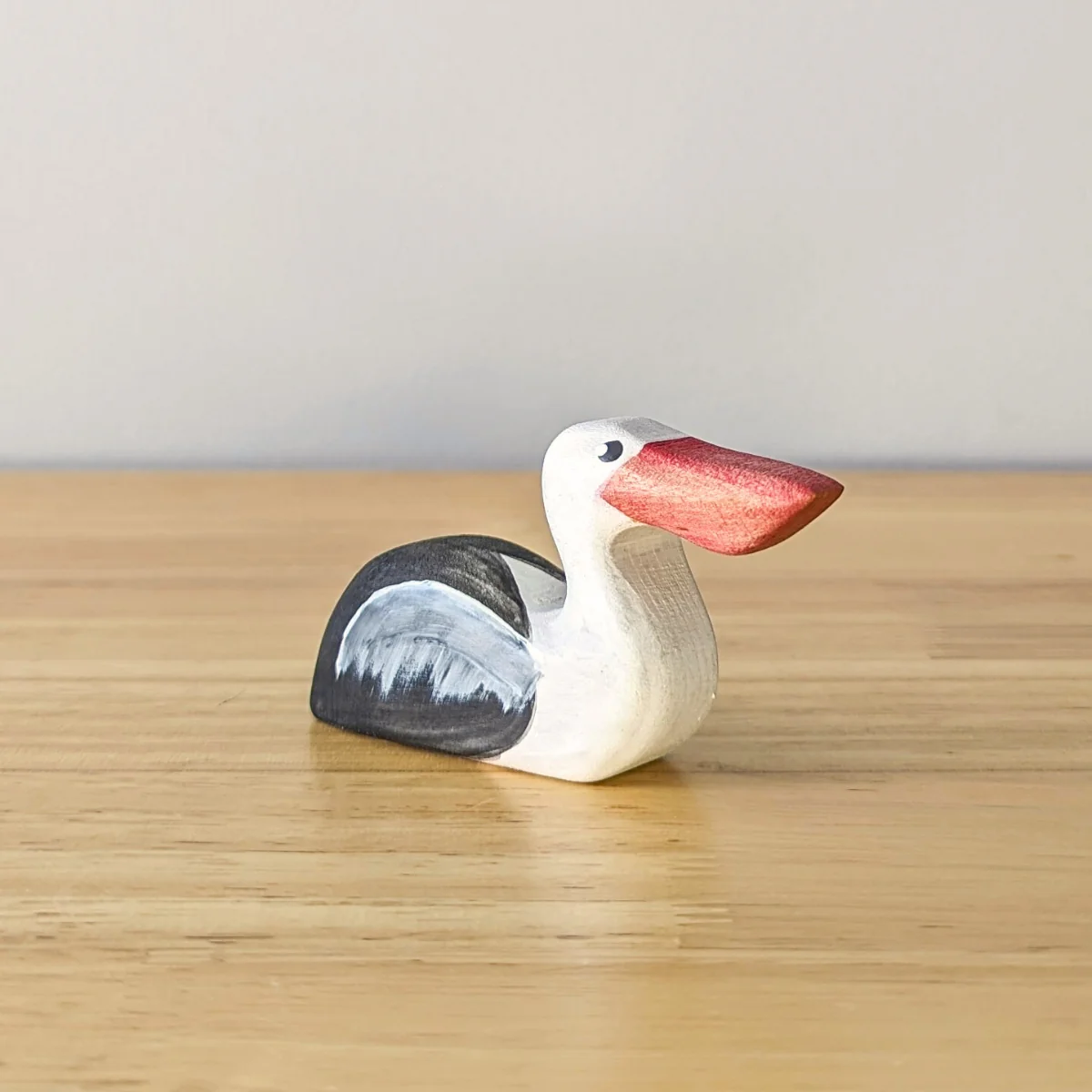 NOM Handcrafted - Pelican Sitting - Image 3