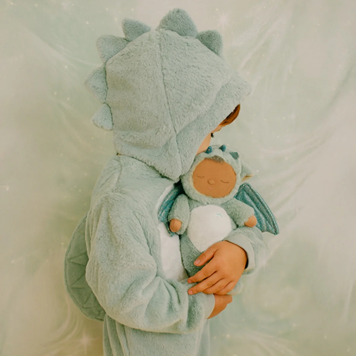 Olli Ella Cozy Dinkum Doll Dragon Ash - Green - Image 2