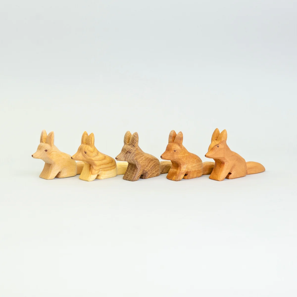 Predan Fox Sitting - Image 3