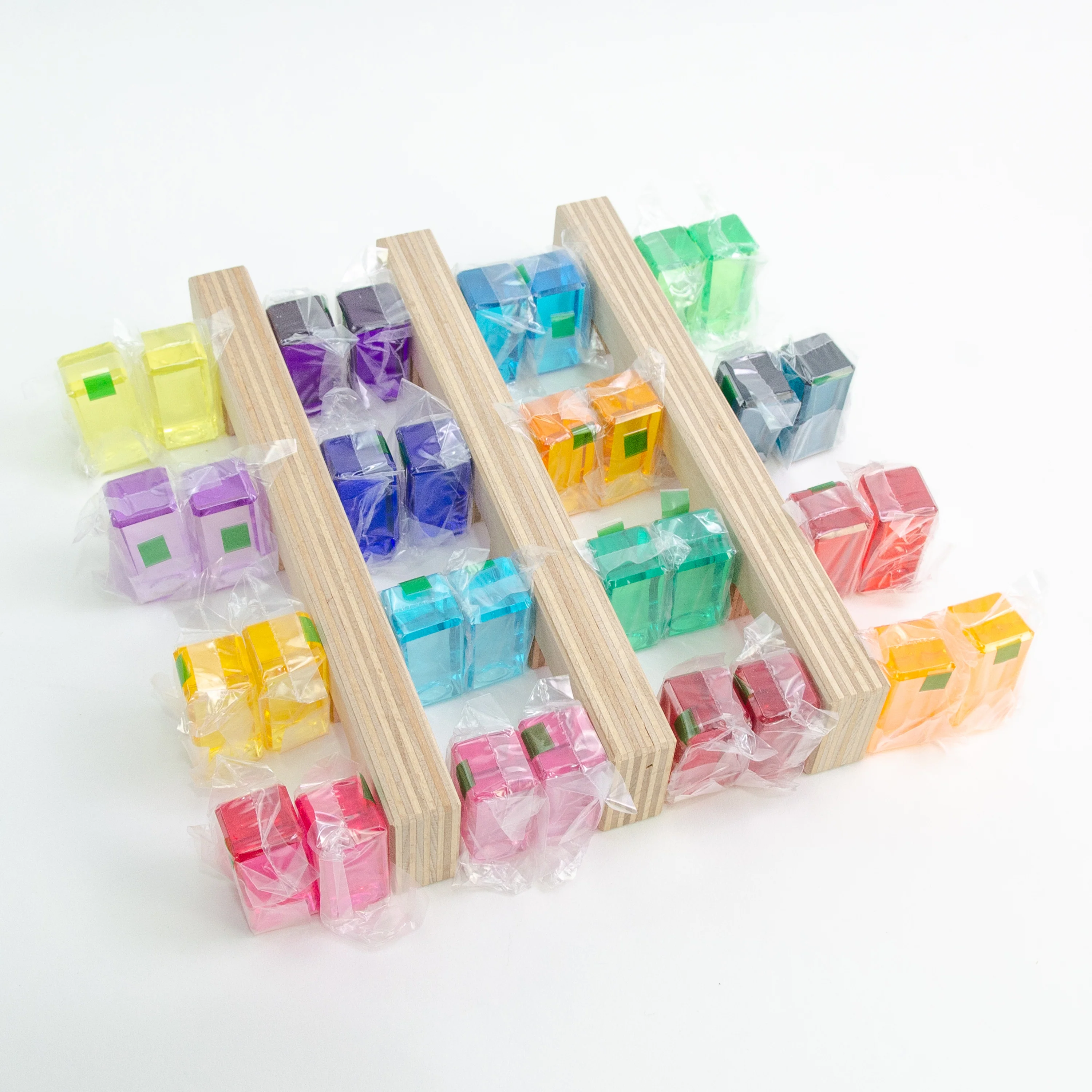 Regenbogenland Translucent Lucite Rainbow Stones with Interlocking Slats - Image 3