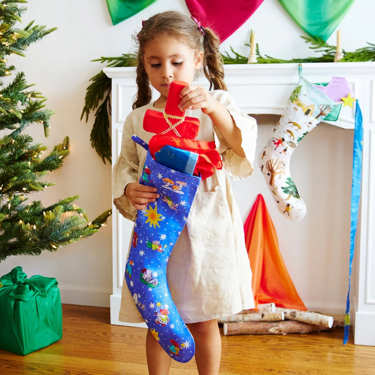 Sarah's Silks Christmas Holiday Stockings - Image 10