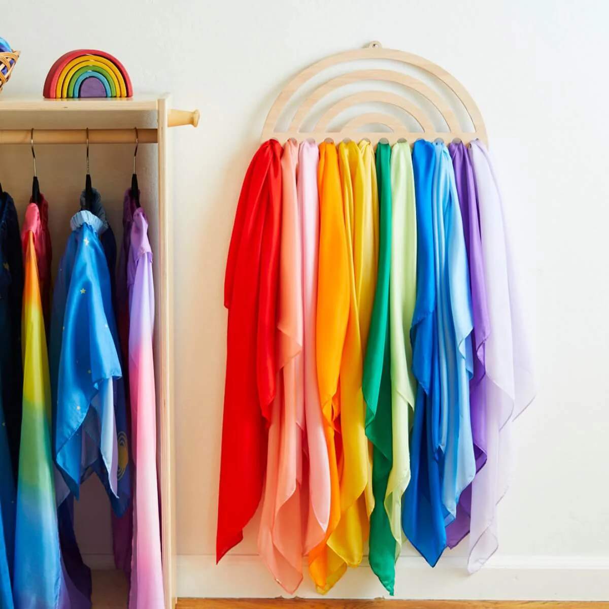 Sarah's Silks Wooden Playsilk Display - Rainbow Large - Image 2