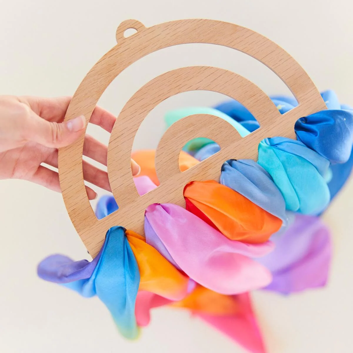 Sarah's Silks Wooden Playsilk Display - Rainbow Small - Image 4