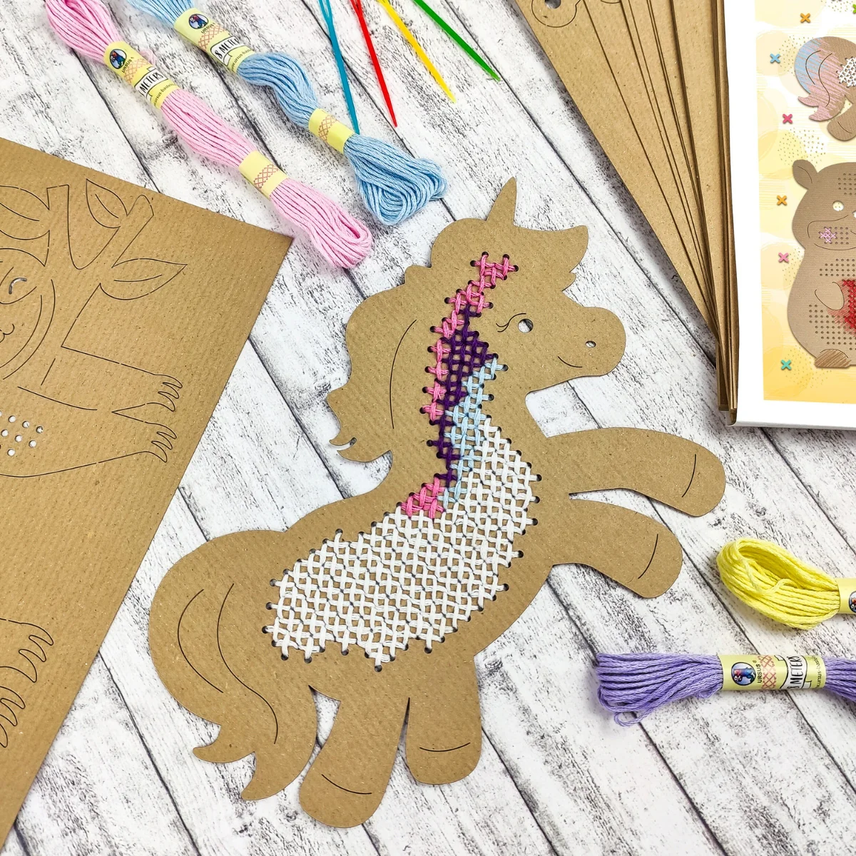URSUS Cross Stitch Cardboard Templates - Set of 24 - Animals - Image 3