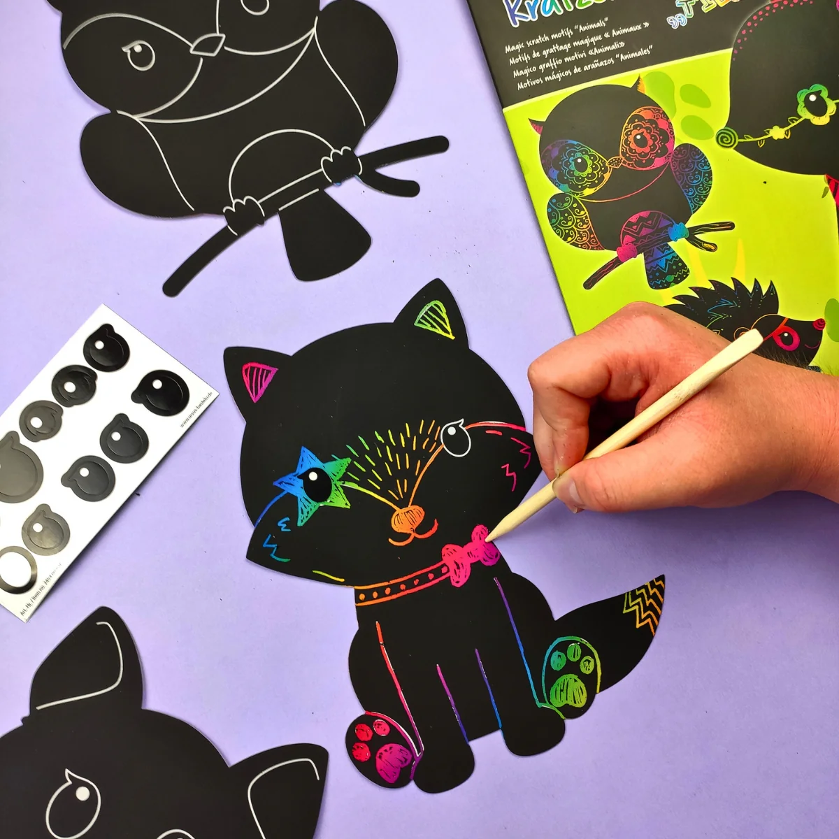 URSUS Scratch Colouring Set of 6 with Sticker Eyes - Animals - Image 2