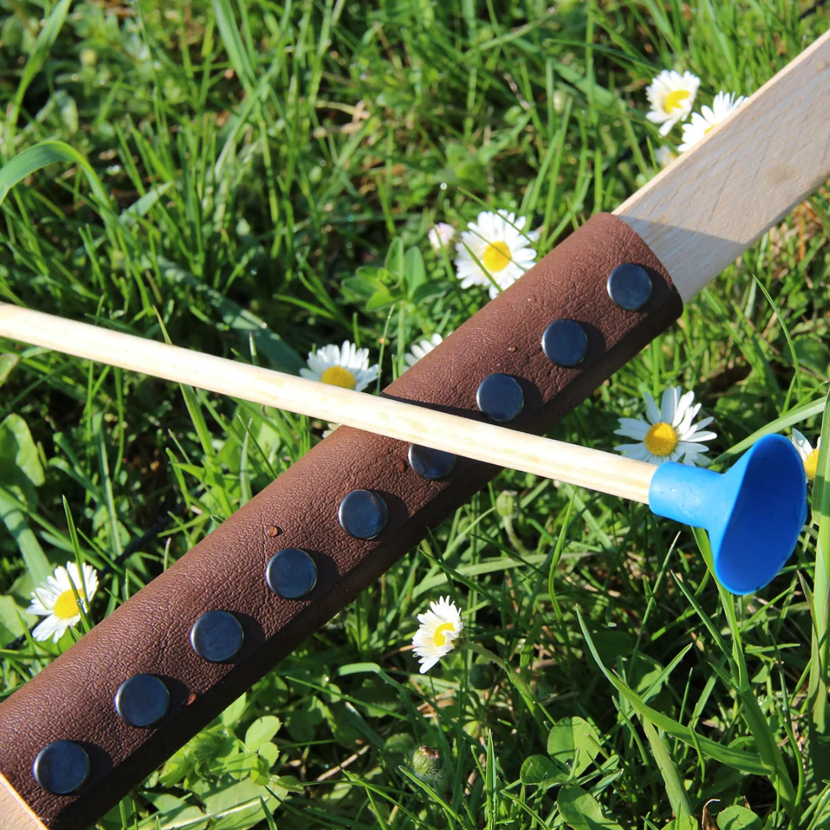 VAH Bow & Arrows Set Junior - Image 3