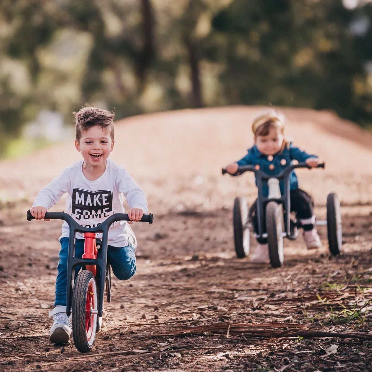 Wishbone Balance Bike 2 in 1 - RE2 Recycled, Durable Plastic - Retired Product - Image 10